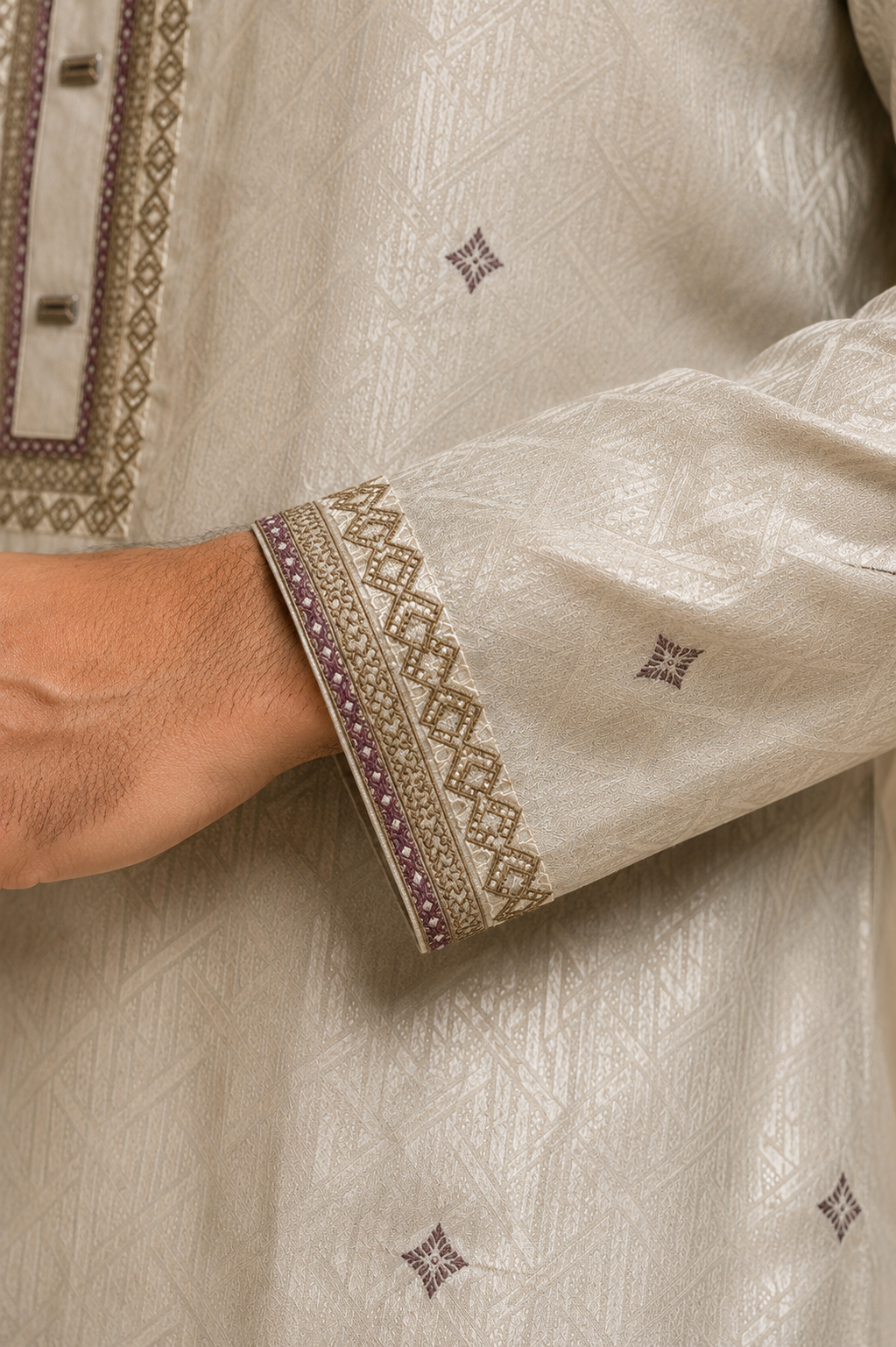 Men’s Ivory Embroidered Jacquard Kurta