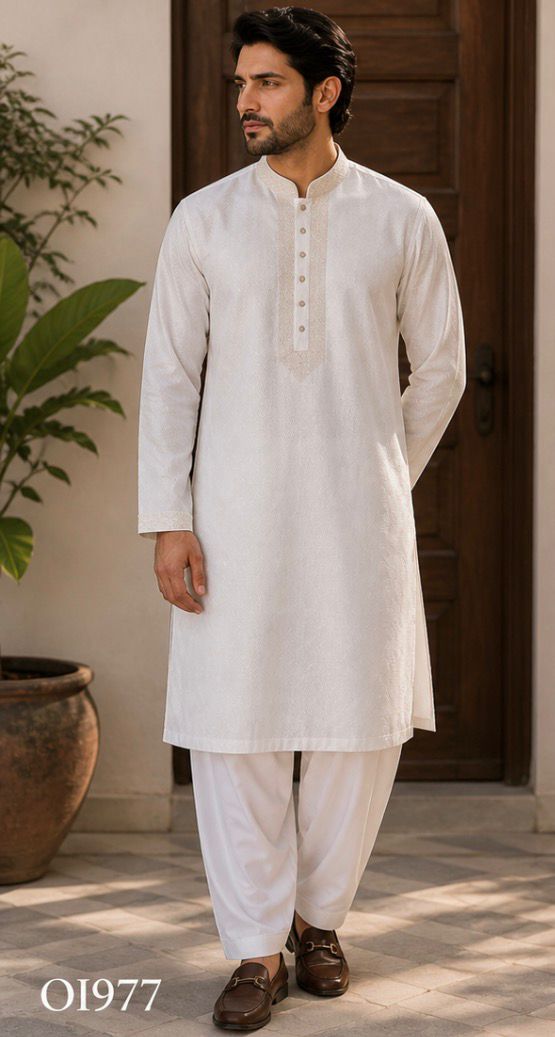 Men’s Off-White Classic Panjabi / Kurta