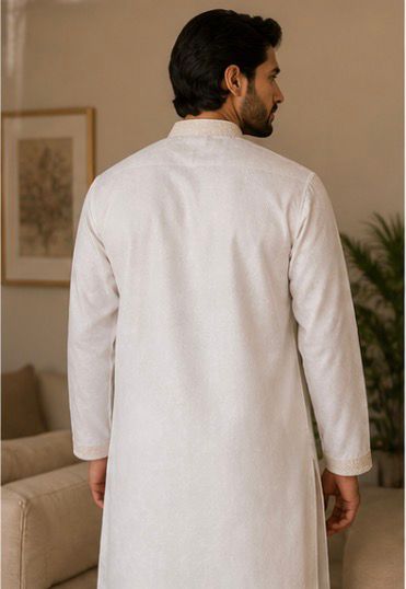 Men’s Off-White Classic Panjabi / Kurta